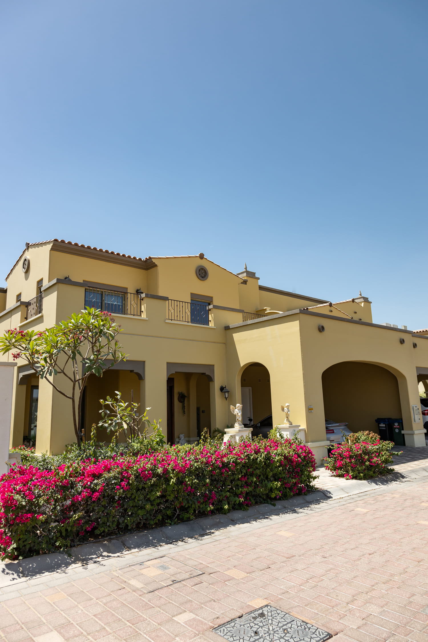 Mushrif Village, Mirdif